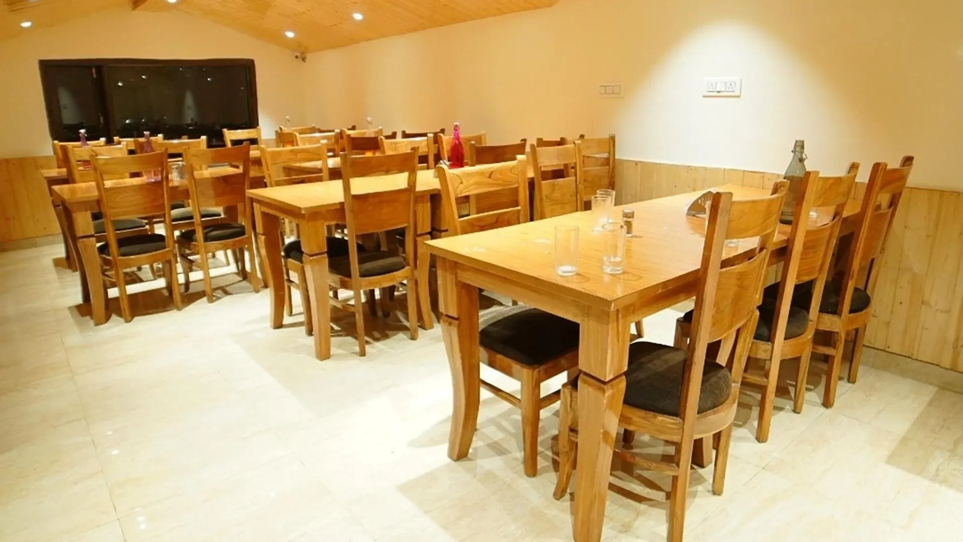 The Royal Vista Hotel Shimla