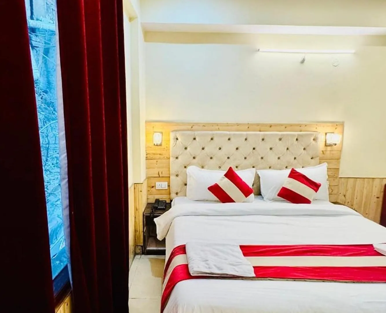 Hotel The Royal Vista Shimla 2*,