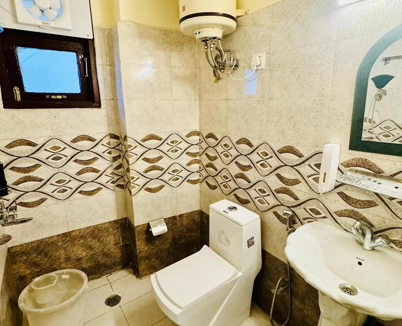 Hotel The Royal Vista Shimla